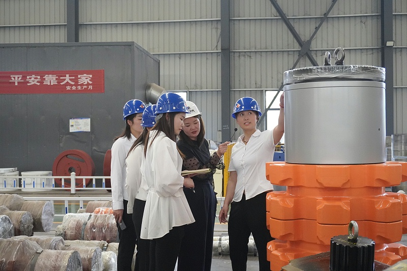 河南雙志新員工廠區(qū)學(xué)習