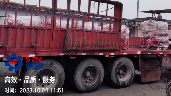 國(guó)慶堅(jiān)守在崗，趕生產(chǎn)、忙發(fā)貨。